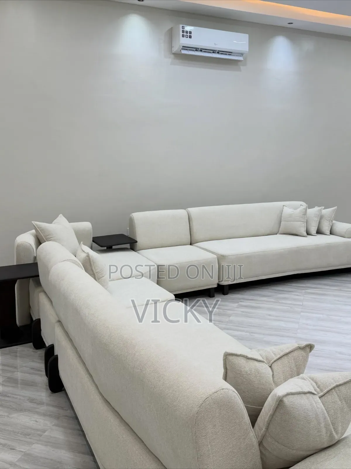 Sofa Classic Ya Kifahari 2.5m