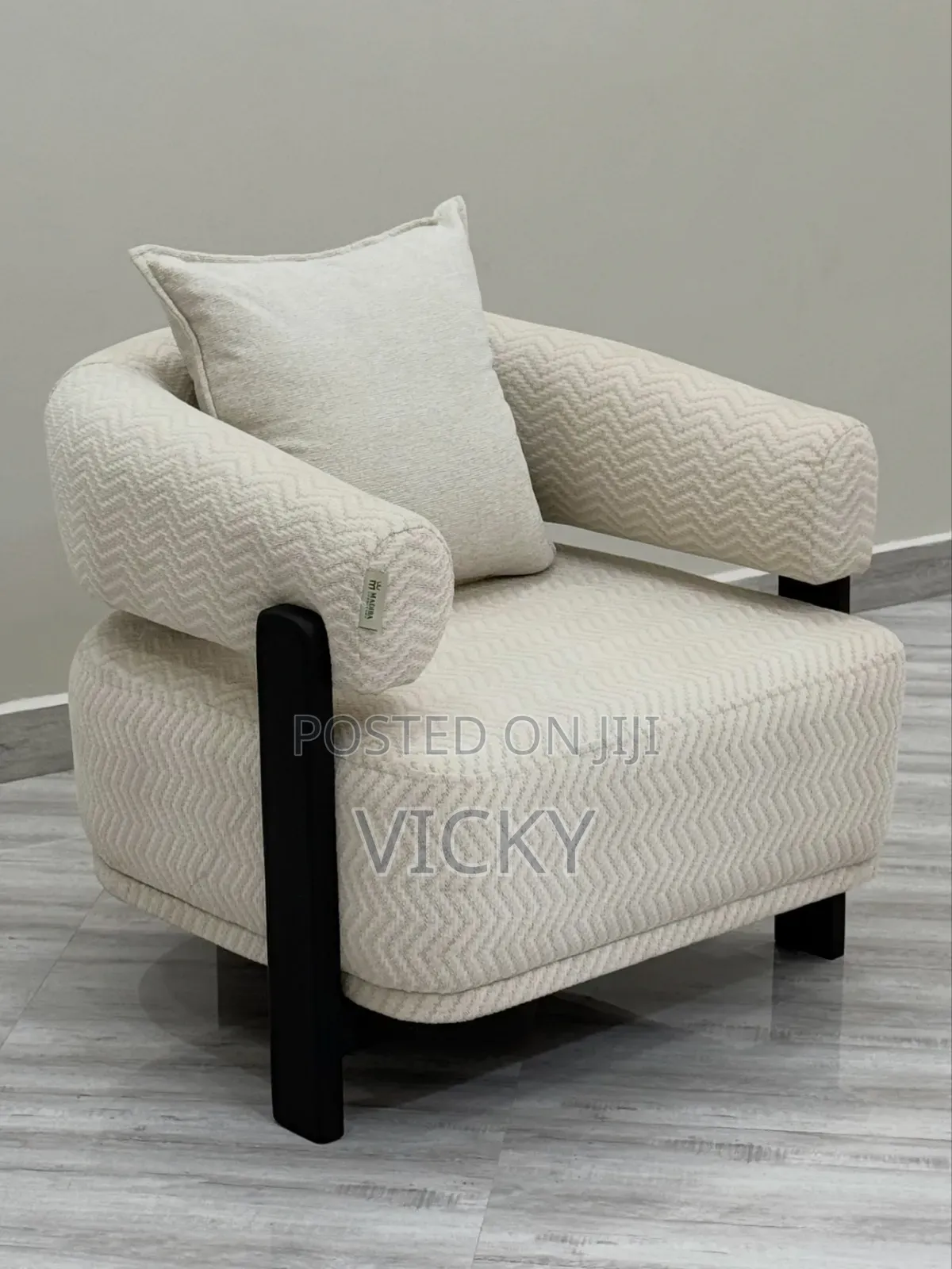 Sofa Classic Ya Kifahari 2.5m