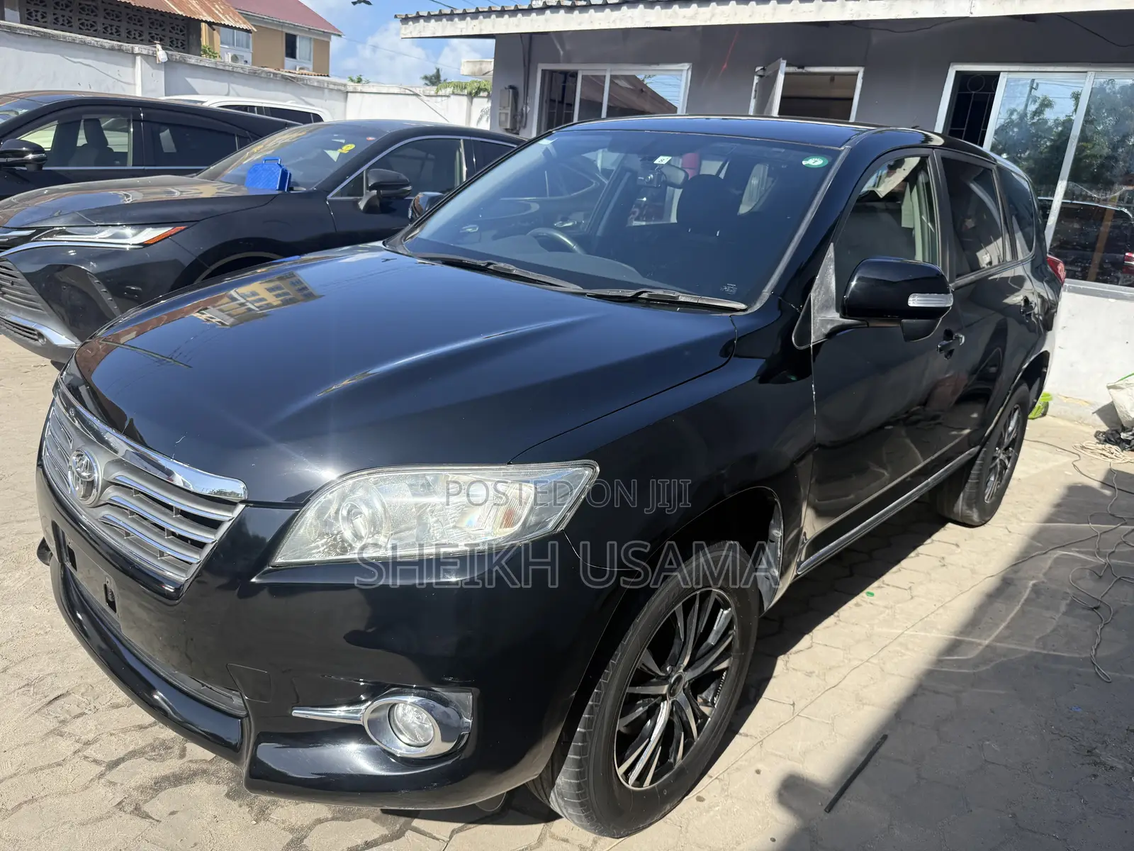 Toyota Vanguard 2011 Black