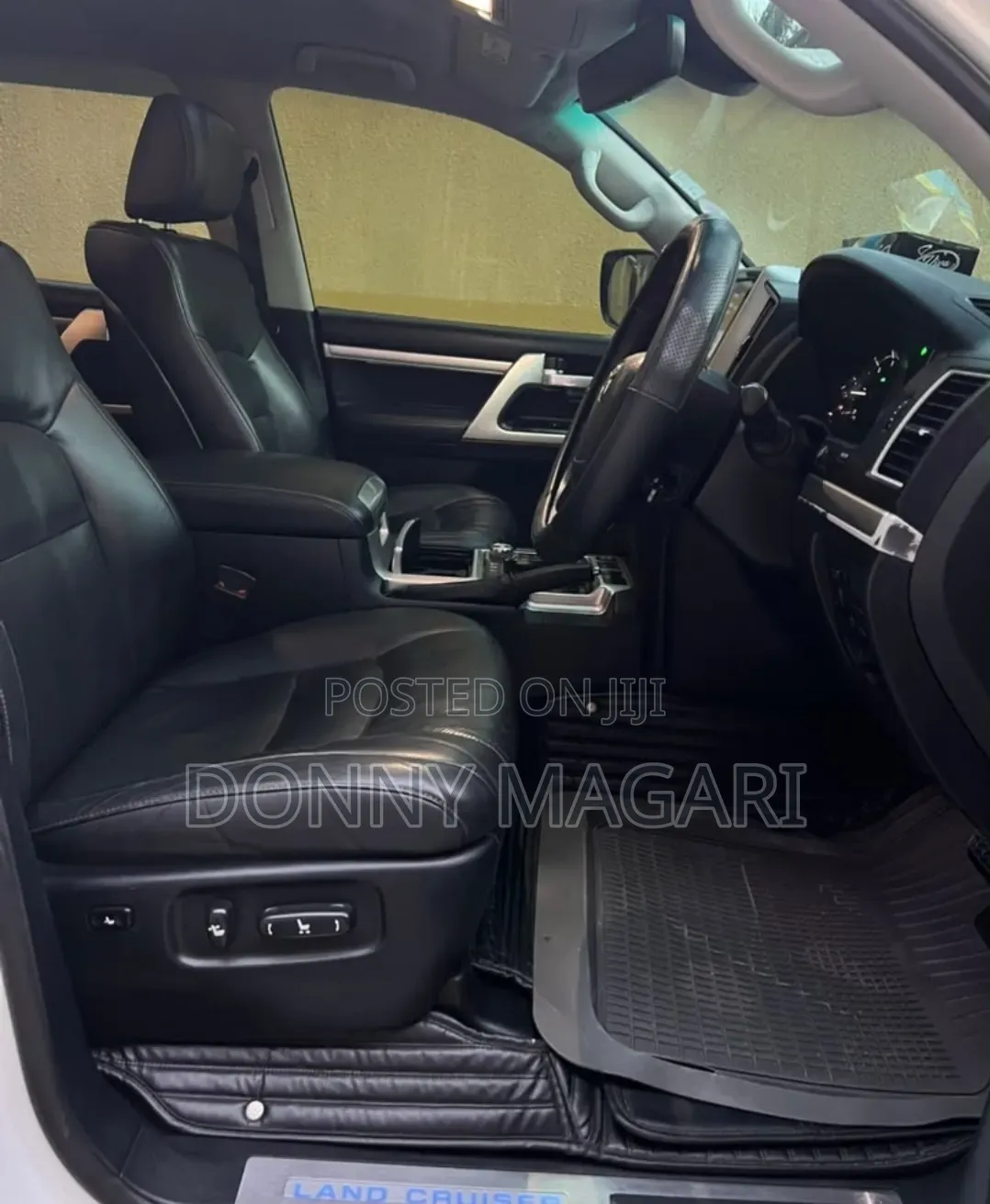 Toyota Land Cruiser 2017 White