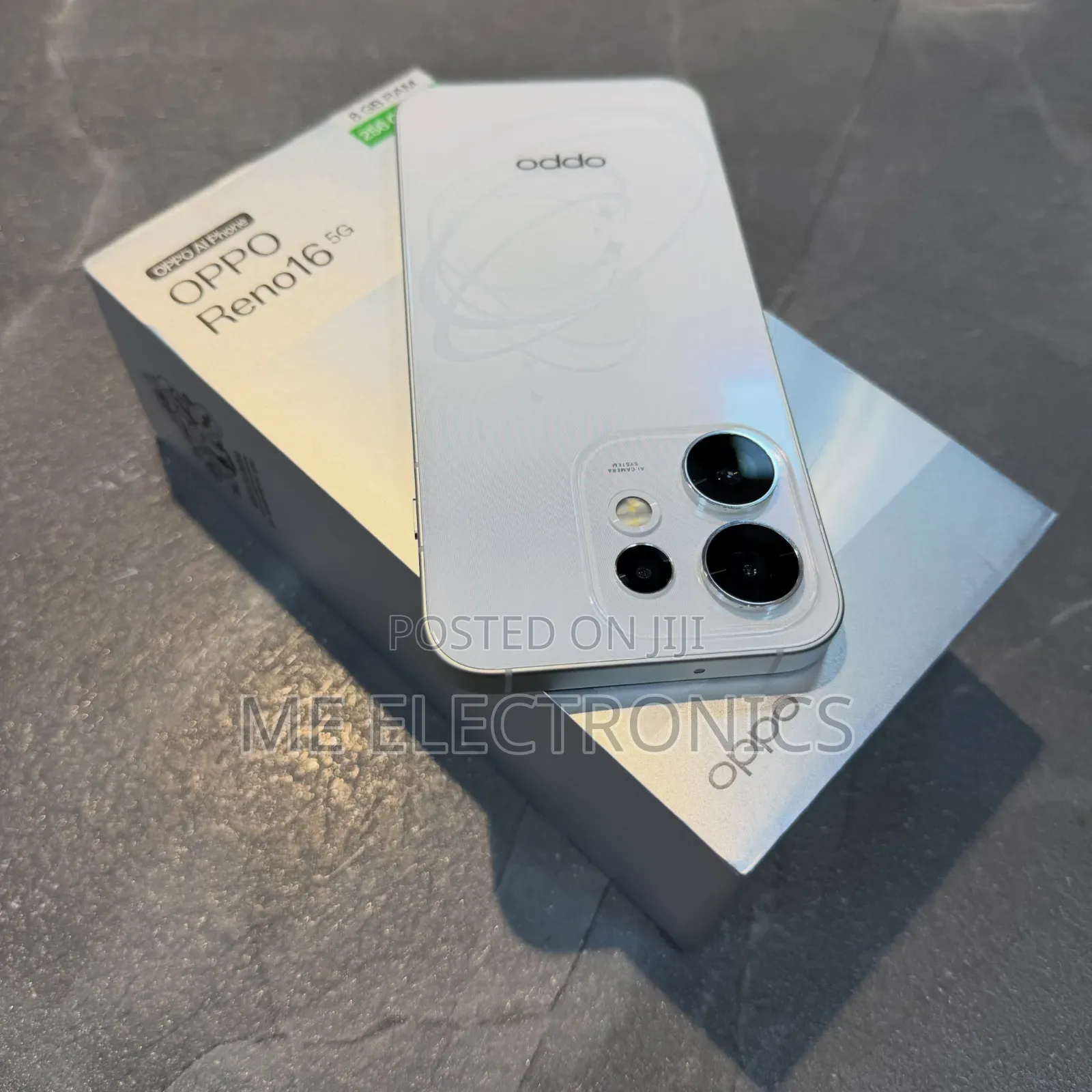 New Oppo Reno16 256 GB White