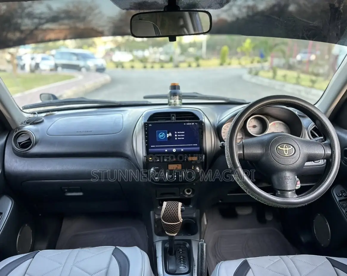 Toyota RAV4 2004 Blue