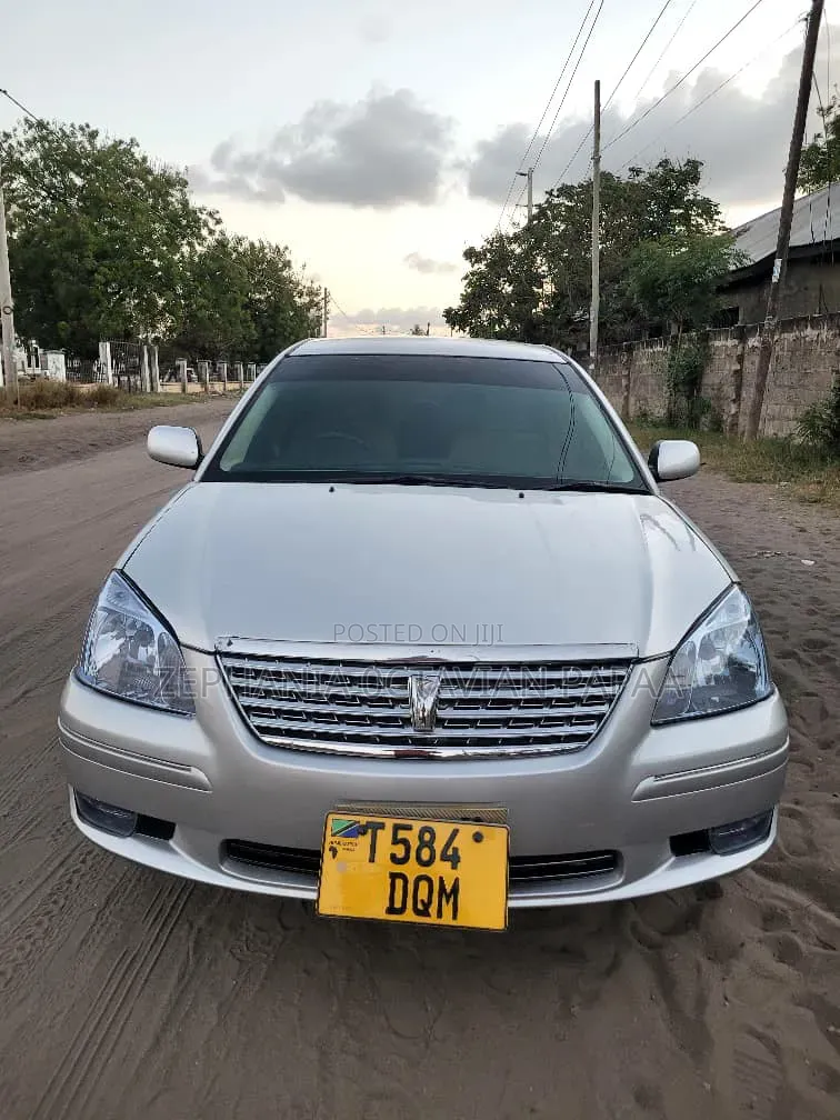 Toyota Premio 2005 Silver