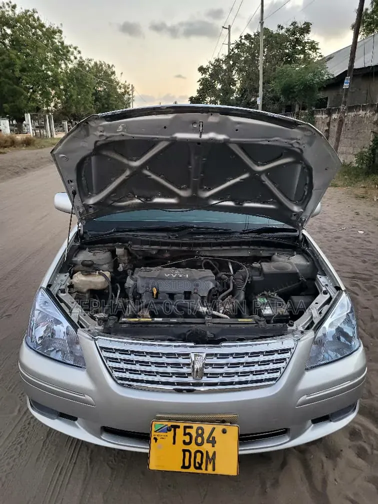 Toyota Premio 2005 Silver