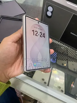New Samsung Galaxy Z Fold8 512 GB Silver