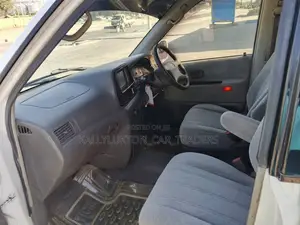 Toyota LiteAce Noah 1998 White