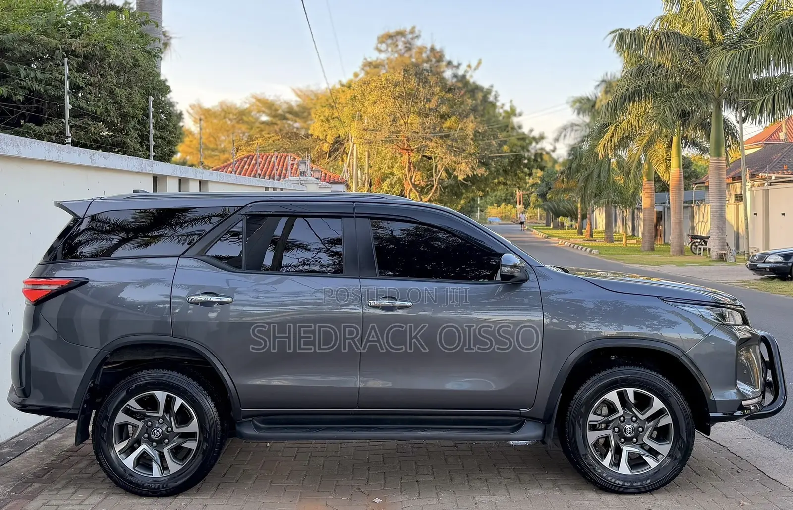 Toyota Fortuner 2023 Gray