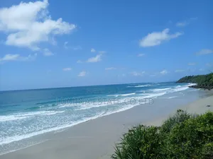Beachplot Inauzwa Kimbiji