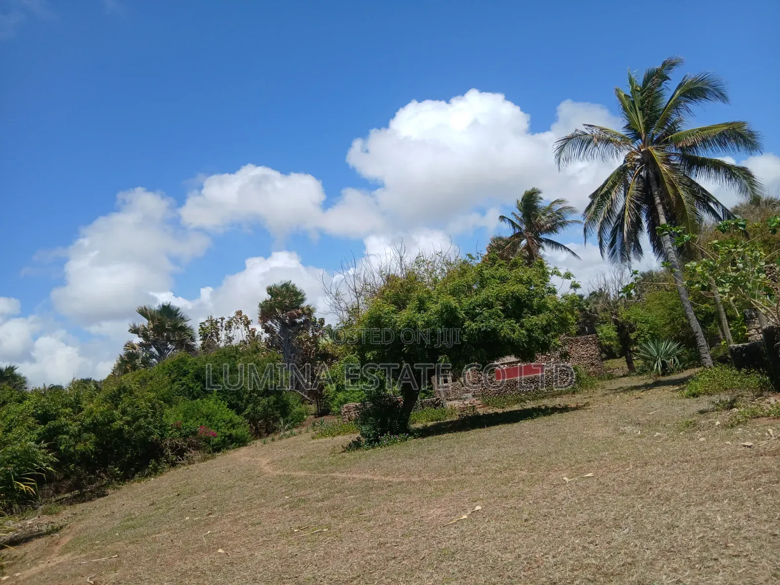 Beachplot Inauzwa Kimbiji