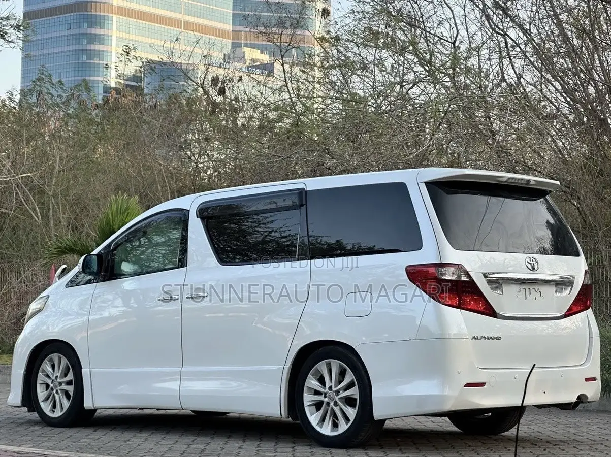 Toyota Alphard 2009 Pearl