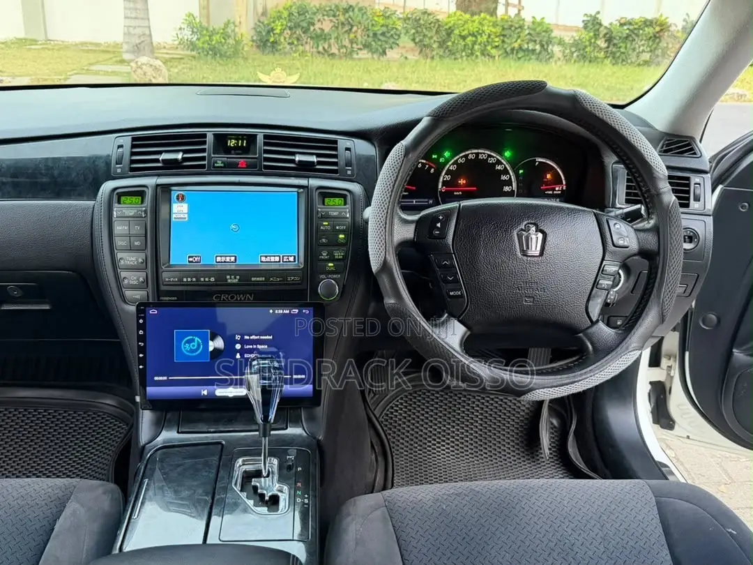 Toyota Crown 2006 White