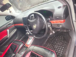 Toyota Premio 2004