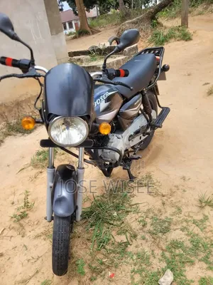 Bajaj Boxer 125 2026 Black