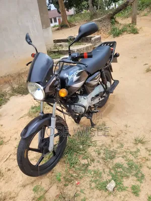 Bajaj Boxer 125 2026 Black