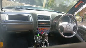 Suzuki Escudo 2000 Green