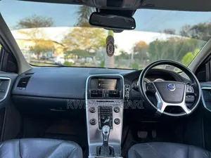 Volvo V50 2012 White