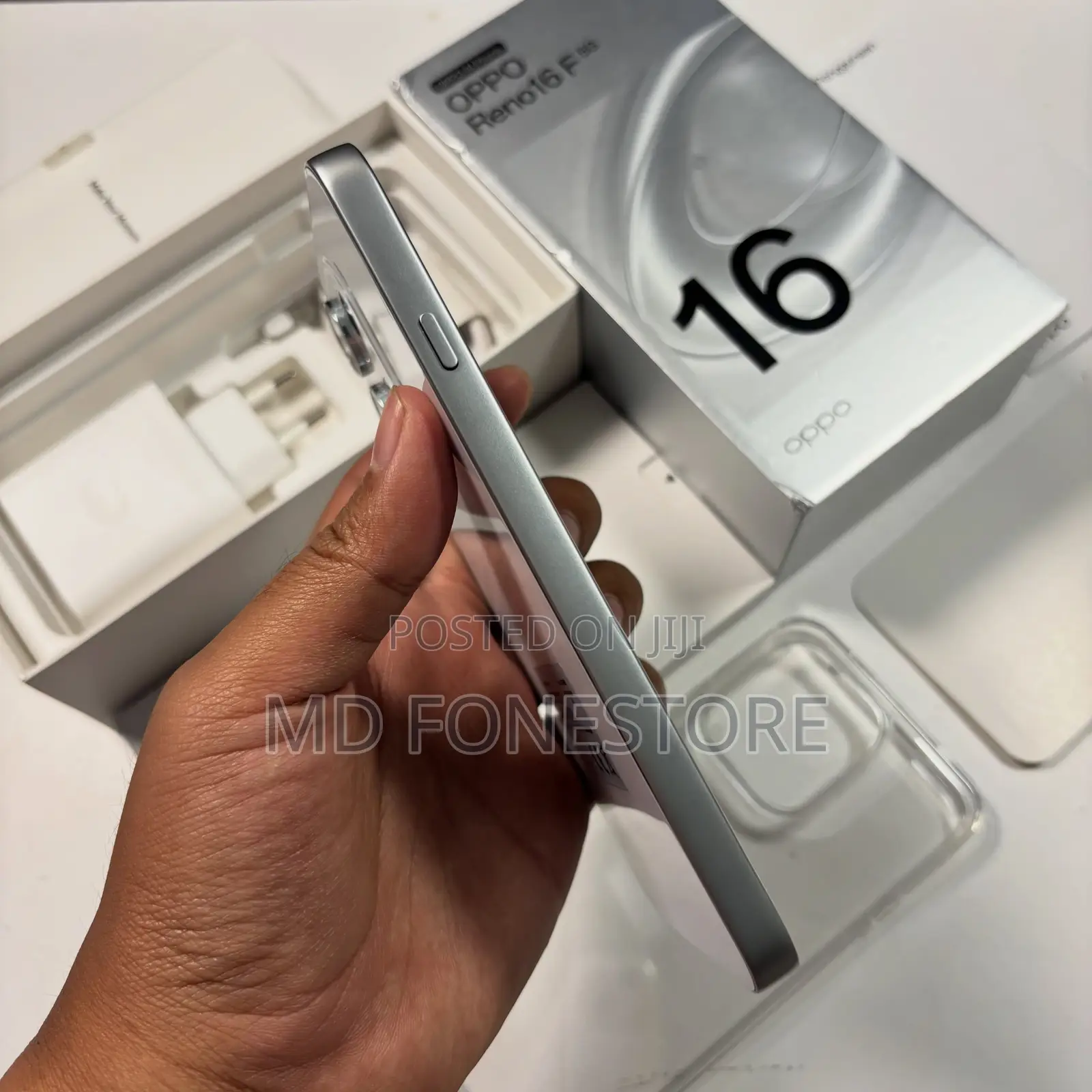 New Oppo Reno16 F 256 GB White
