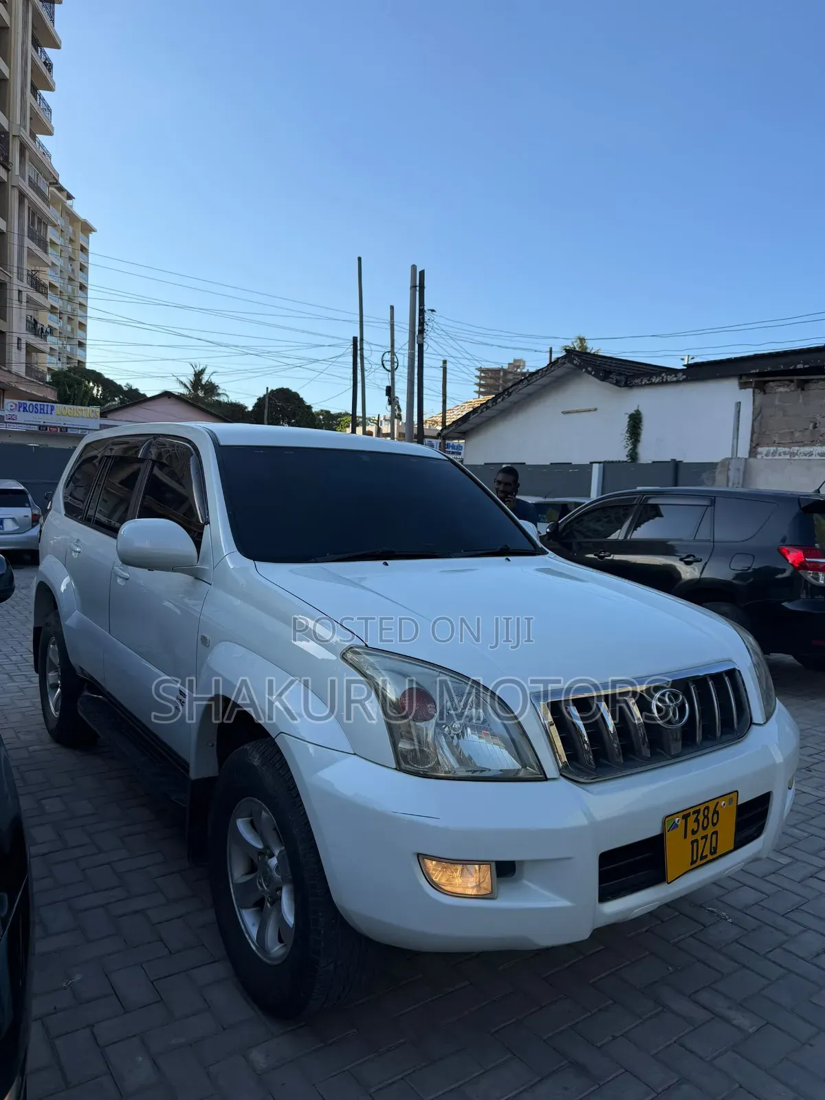 Toyota Land Cruiser Prado 2007 White