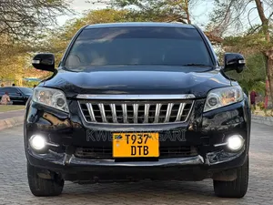Toyota Vanguard 2011 Black