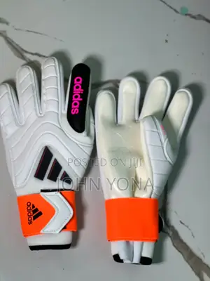 Gloves for Goalkeepers