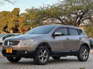 Nissan Dualis 2008 Gold