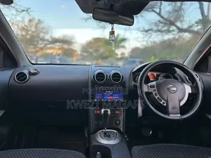 Nissan Dualis 2008 Gold