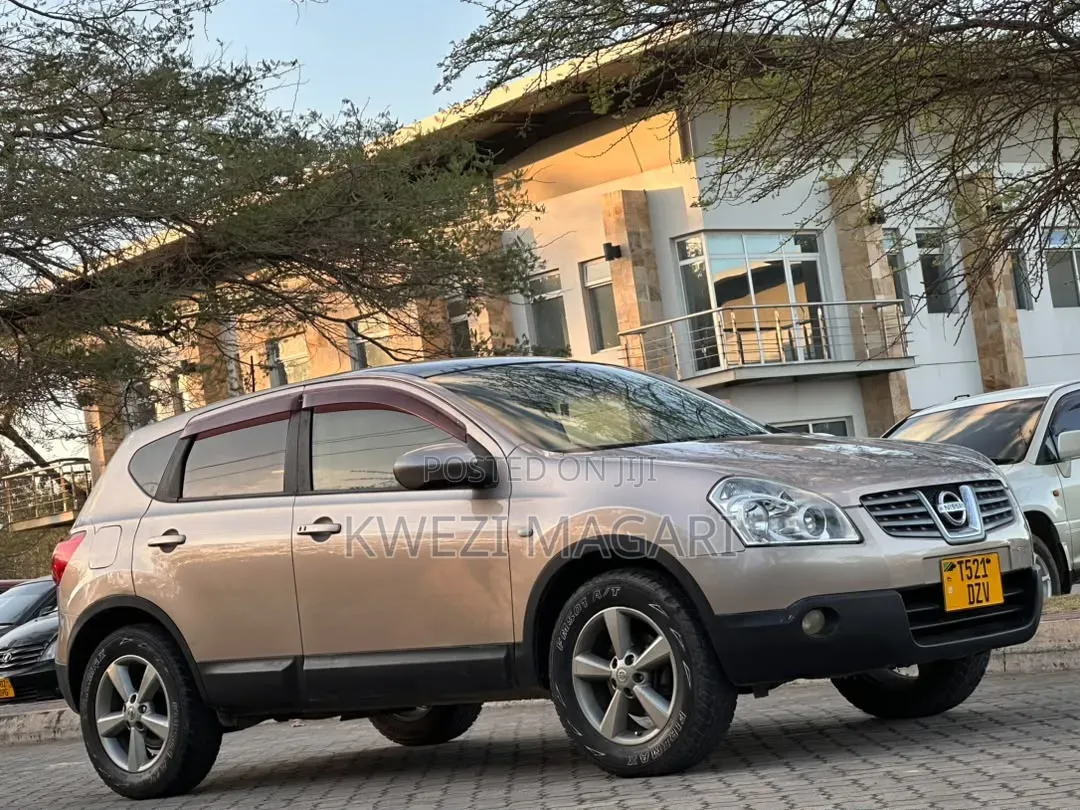 Nissan Dualis 2008 Gold