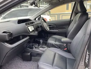 Toyota Aqua 2014 Gray
