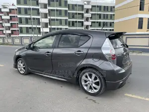 Toyota Aqua 2014 Gray