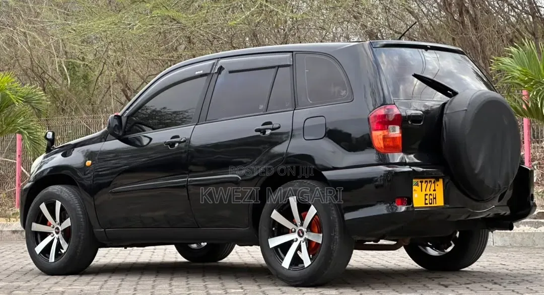 Toyota RAV4 Automatic 2003 Black