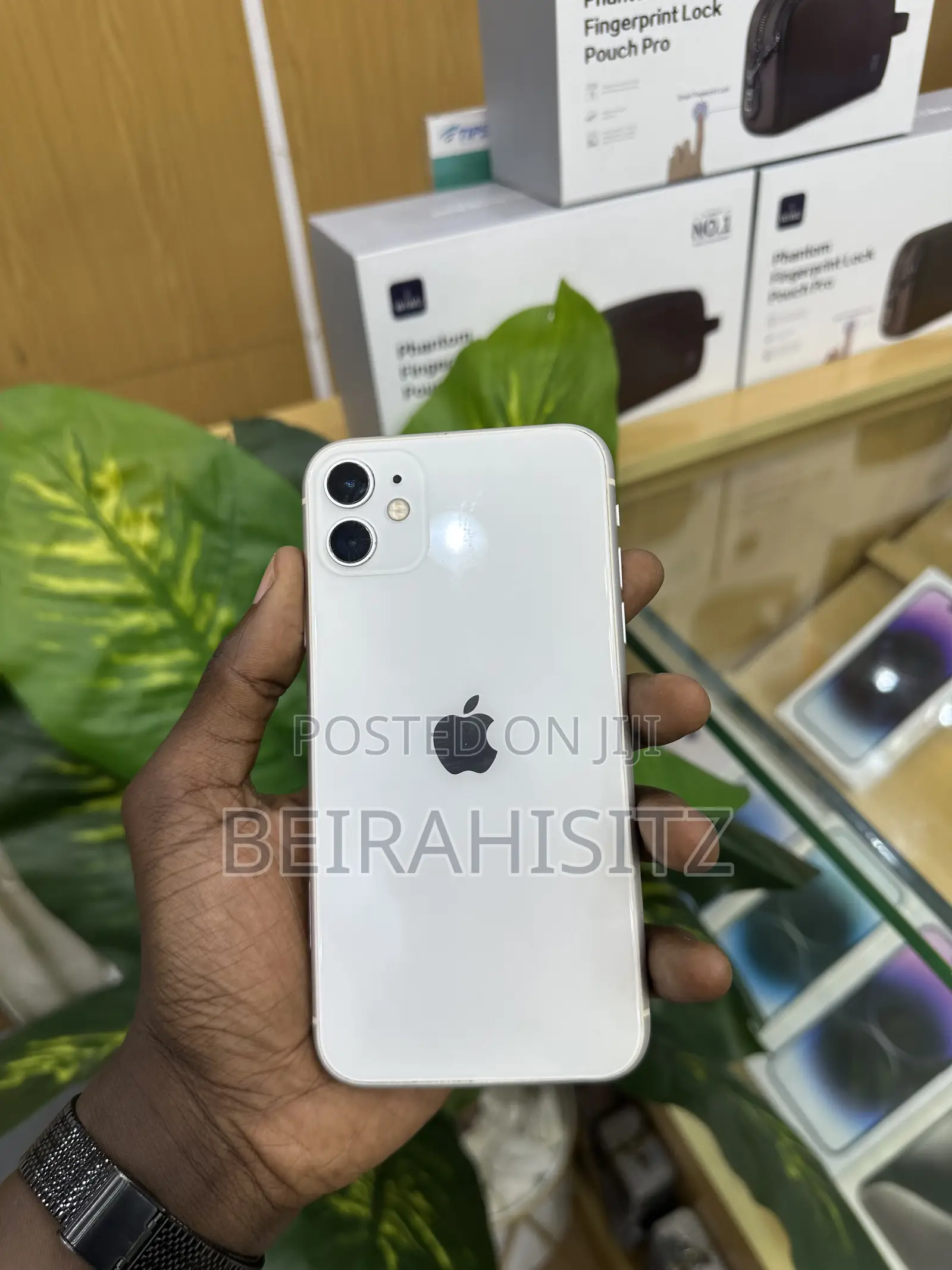 Apple iPhone 11 64 GB White