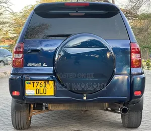 Toyota RAV4 Automatic 2004 Blue
