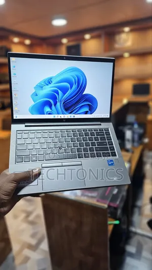 Laptop HP ZBook Firefly G8 16GB Intel Core i5 SSD 500GB