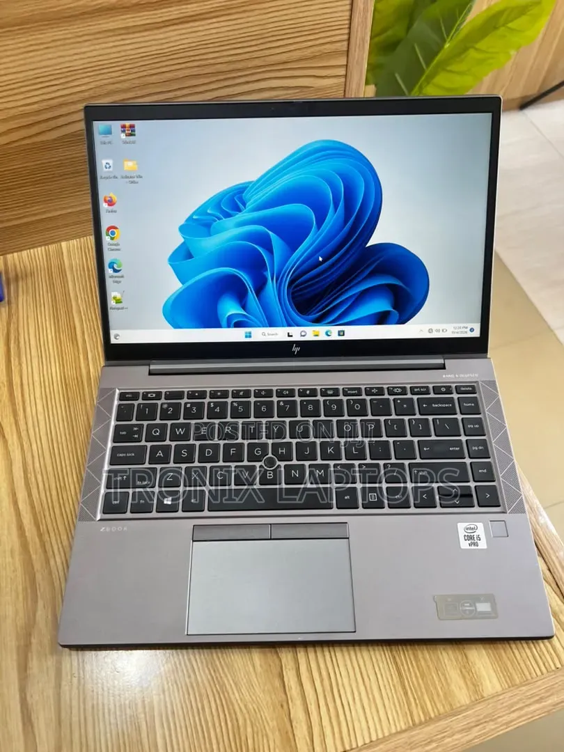 Laptop HP ZBook Firefly 14 G7 16GB Intel Core i5 SSD 256GB