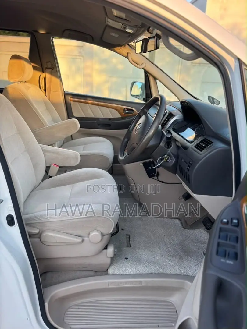 Toyota Alphard 2005 White