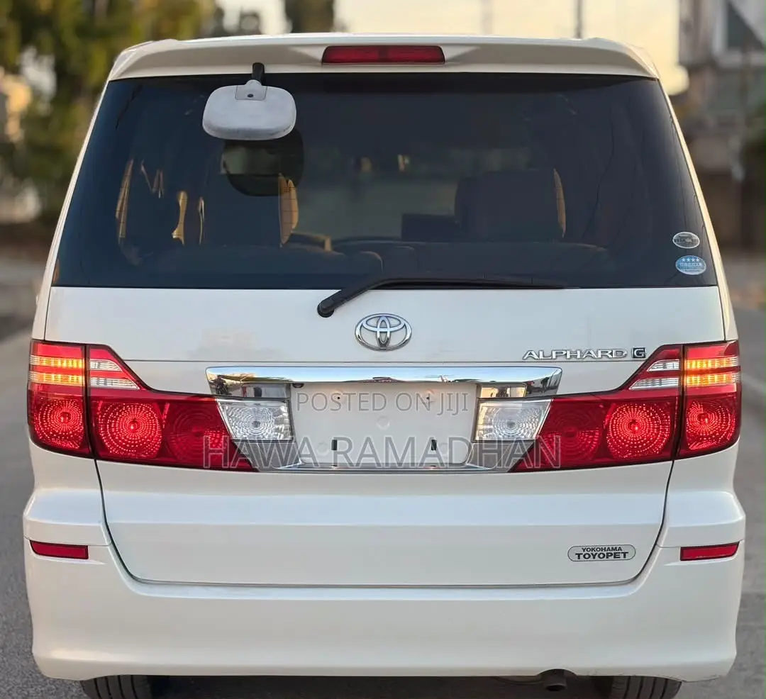 Toyota Alphard 2005 White