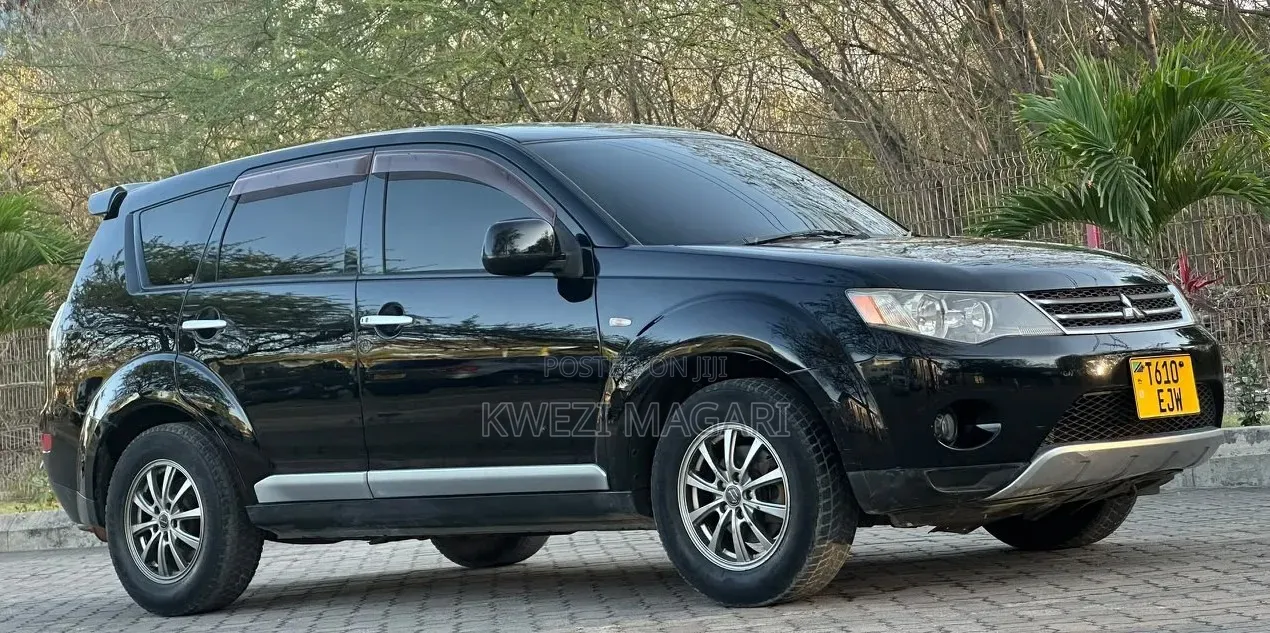 Mitsubishi Outlander 2.4 GLS Automatic 2009 Black