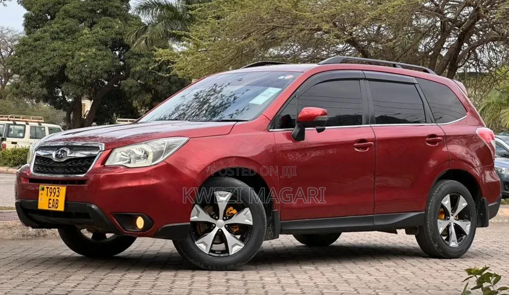 Subaru Forester 2013 Maroon