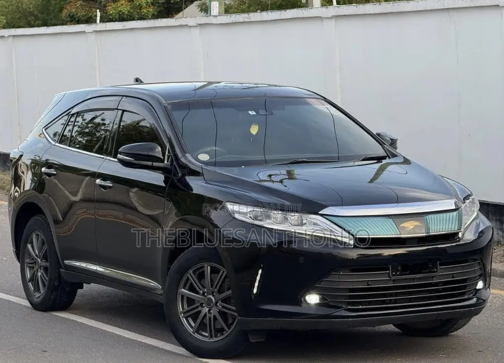 Toyota Harrier 2018 Black
