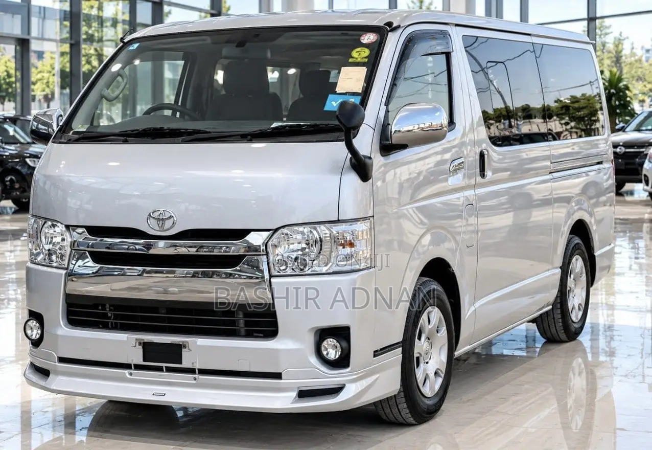 Toyota HiAce 2012 Silver