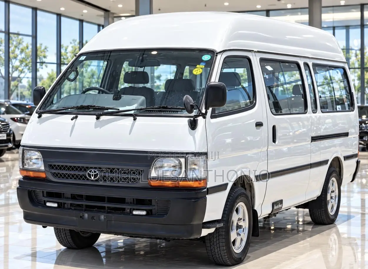 Toyota HiAce 2000 White
