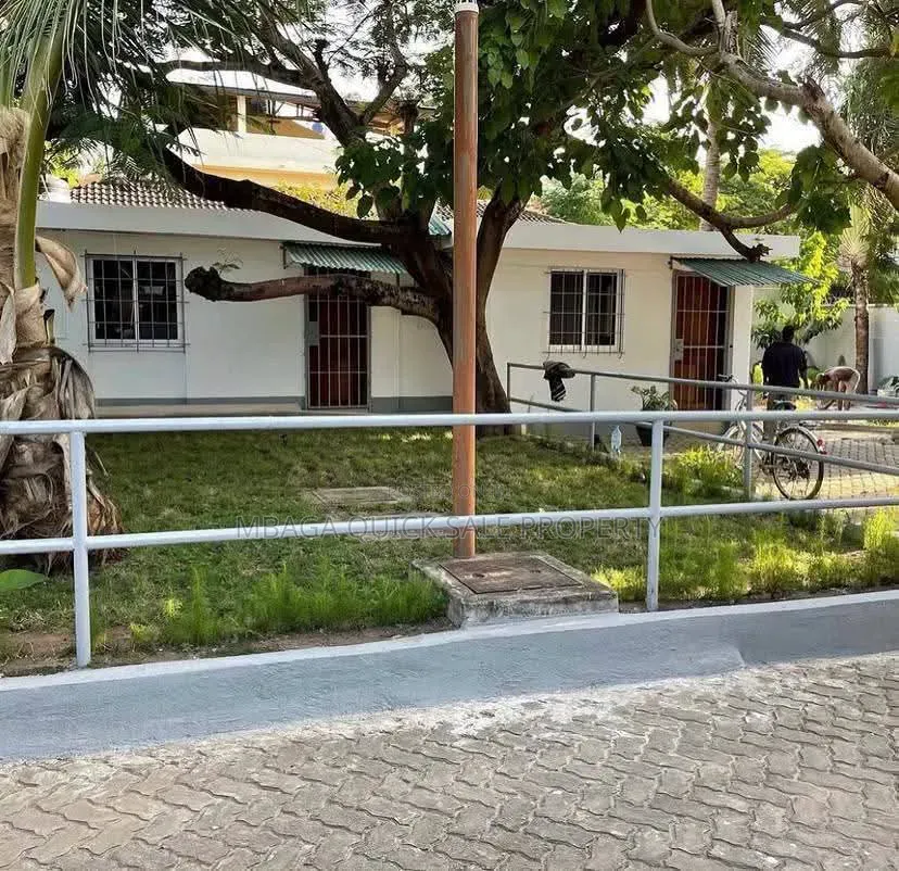 Furnished 3bdrm House in Masaki for rent
