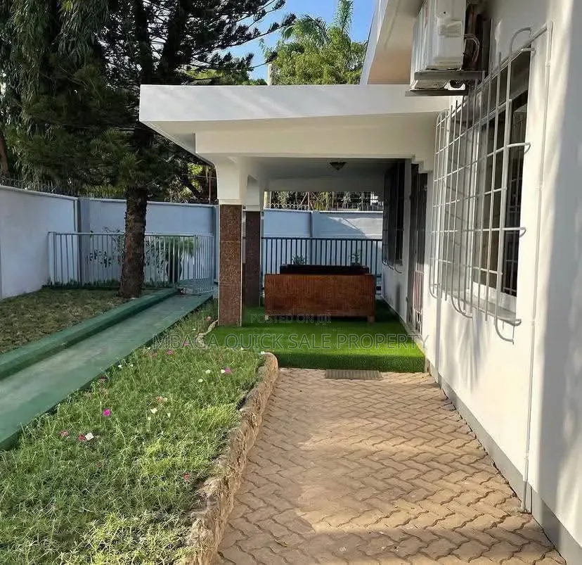 Furnished 3bdrm House in Masaki for rent