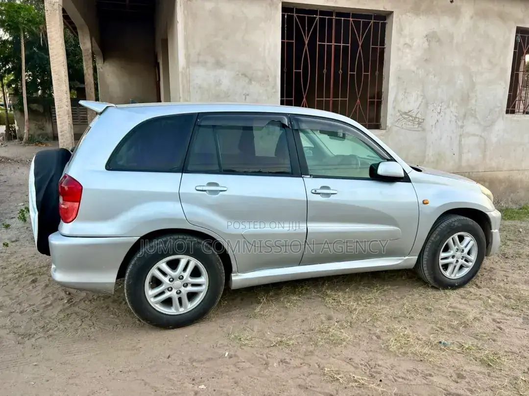 Toyota RAV4 1.8 2004 Silver