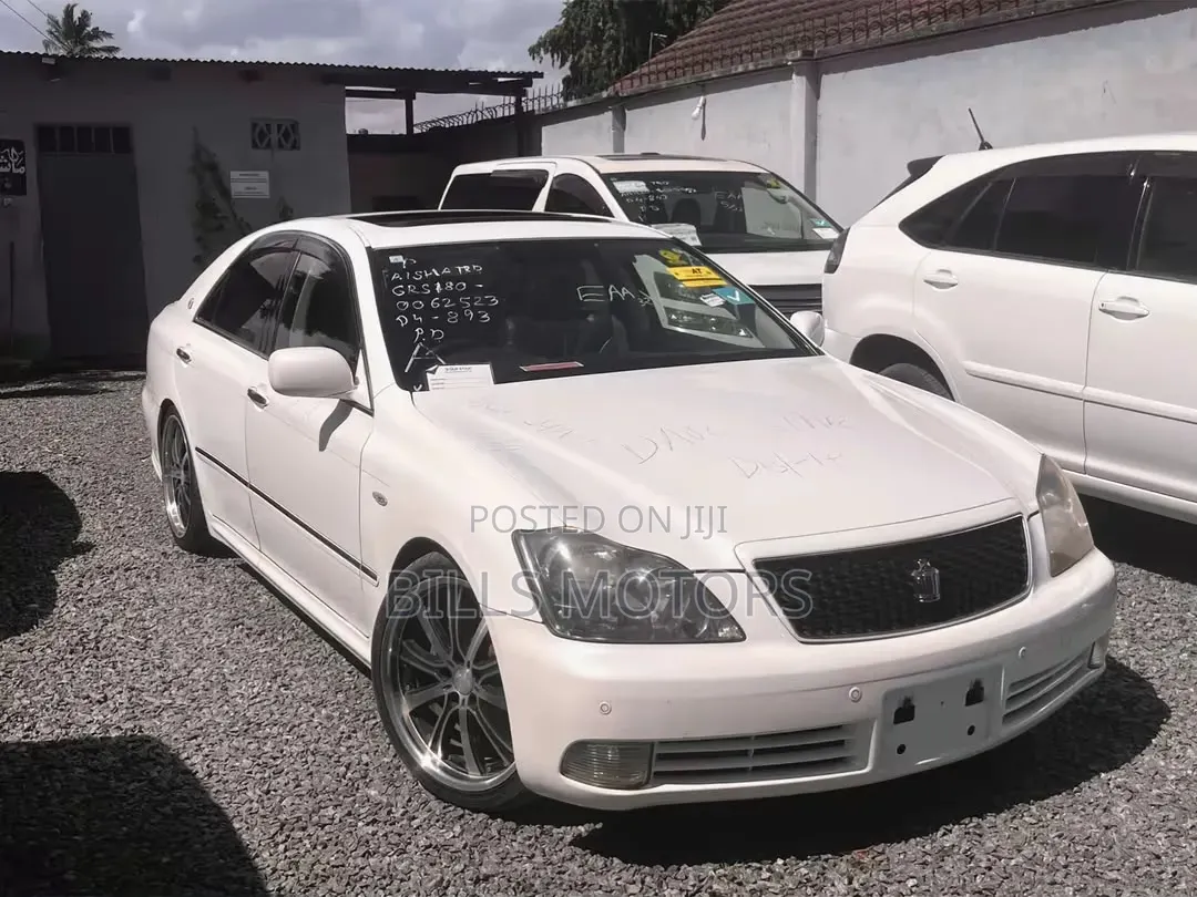 Toyota Crown 2007 White