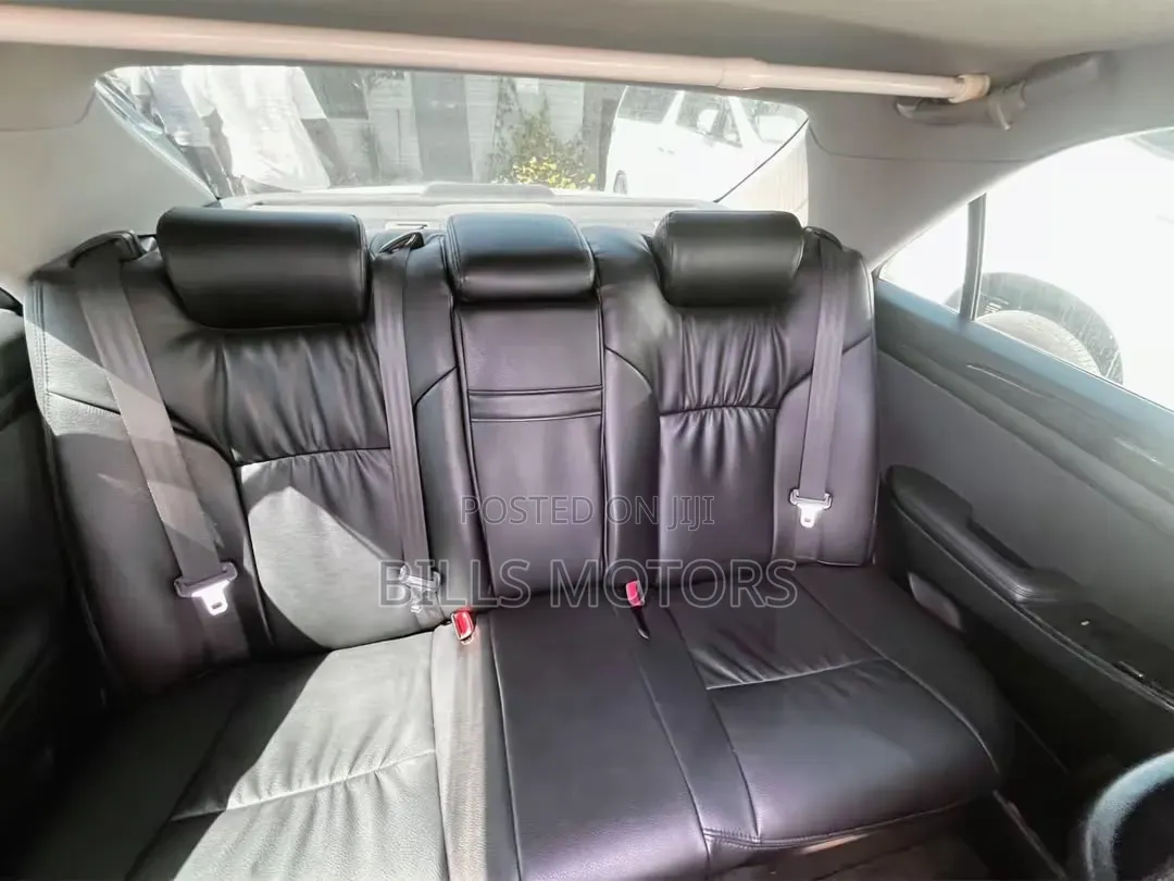 Toyota Crown 2007 White