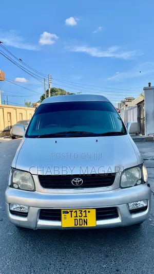 Toyota Noah 2.0 FWD (8 Seater) 2001 Silver