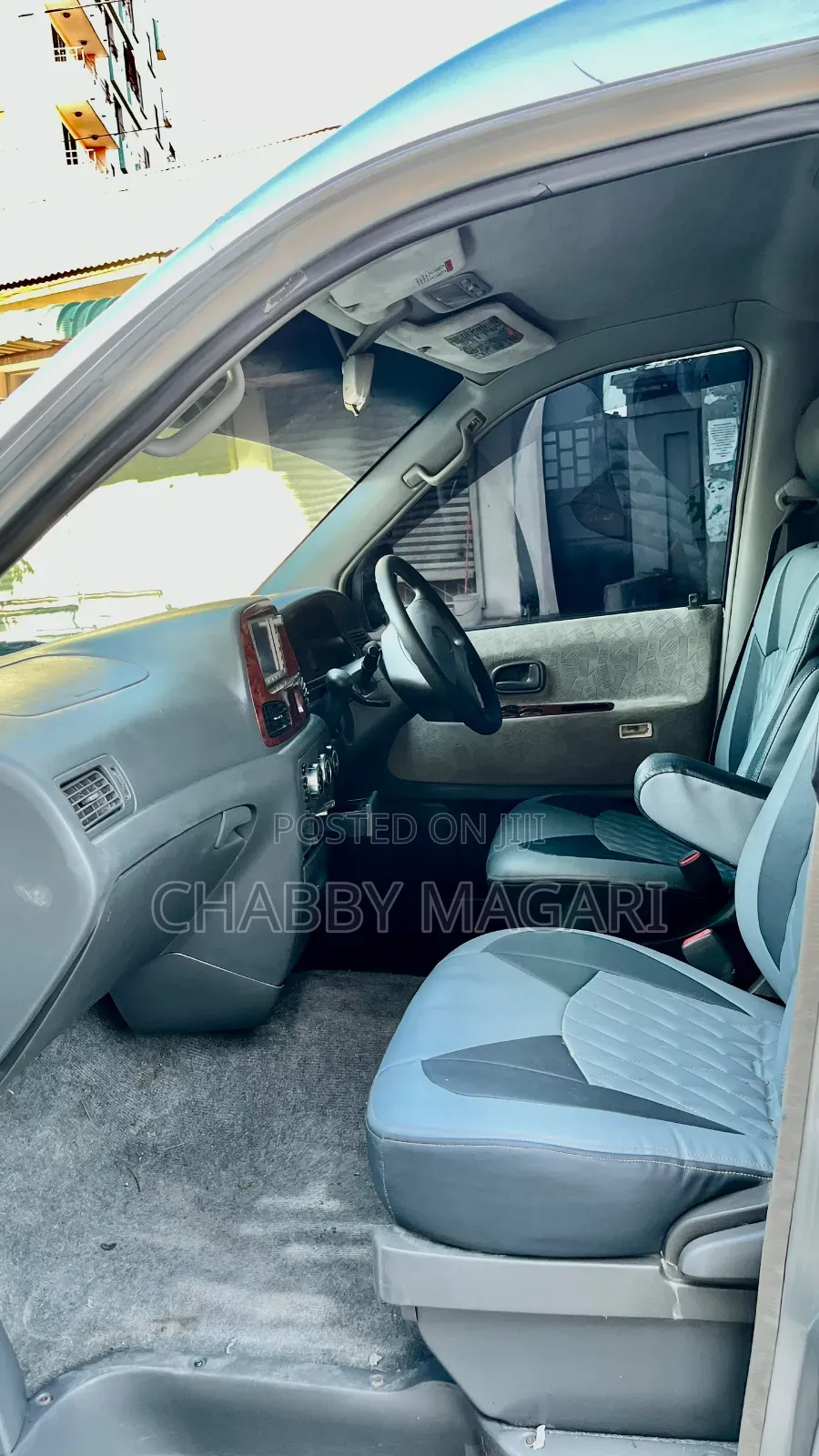 Toyota Noah 2.0 FWD (8 Seater) 2001 Silver
