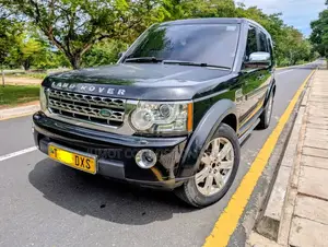 Land Rover Discovery 2010 Black