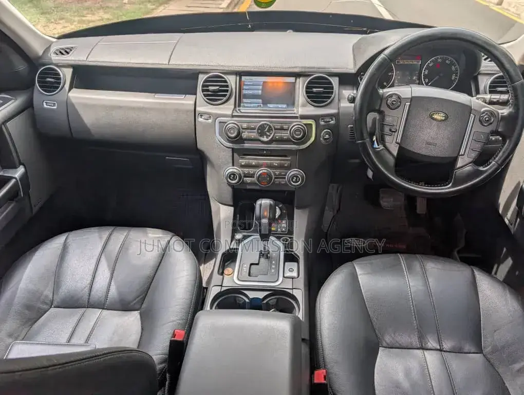Land Rover Discovery 2010 Black